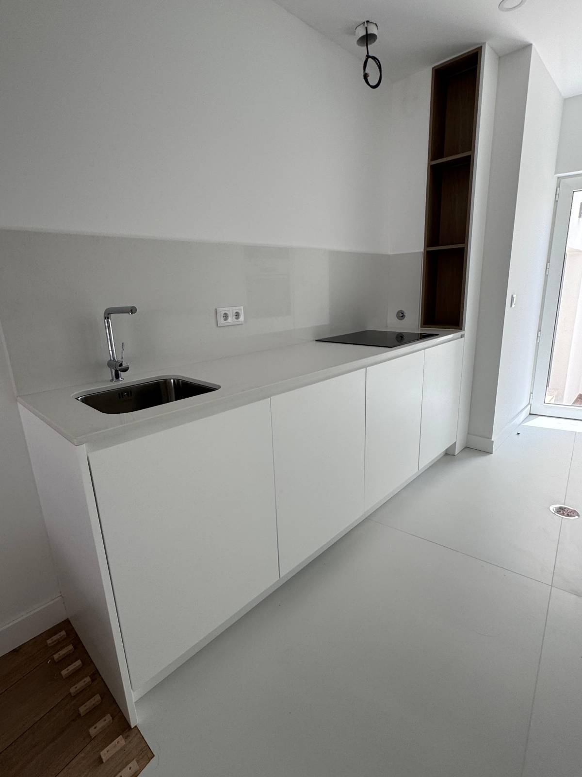 Finitura Interiors - Caminha - Instalação, Reparação ou Remoção de Revestimento de Parede