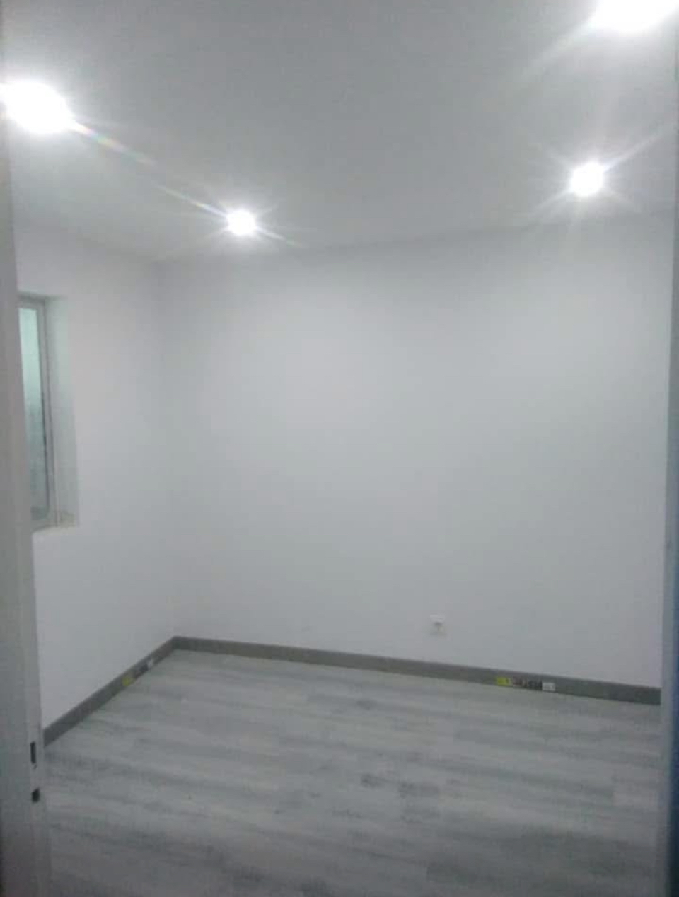 Pedro Lopes Lda - Figueira da Foz - Pose de sols en pierre ou en carrelage