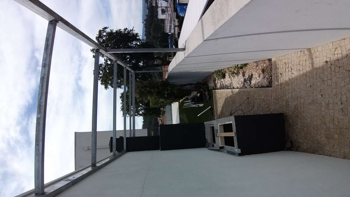 Carlos - Guimarães - Fence Installation