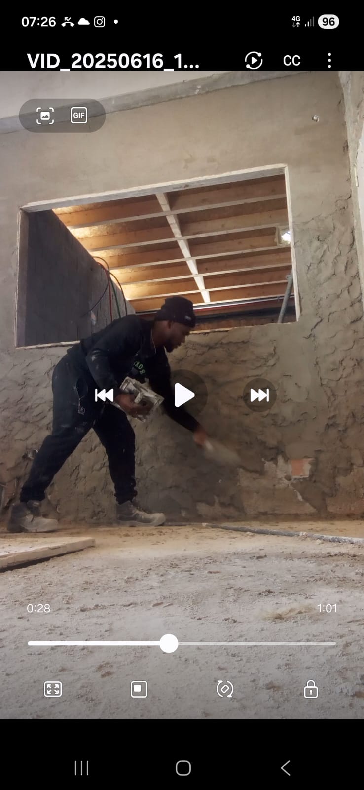 DOHN SANTOS - Montijo - Dachausbau