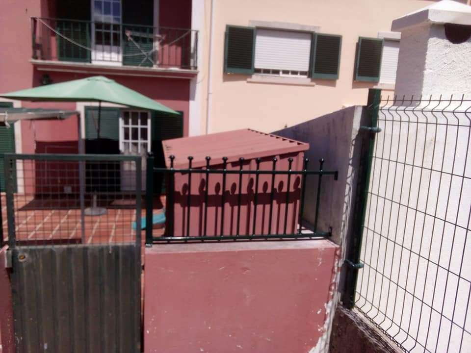 Carlos Freitas - Torres Vedras - Garage Door Repair