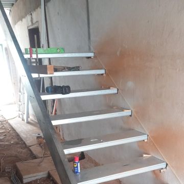 David Loureiro - Almada - Reparación de escaleras
