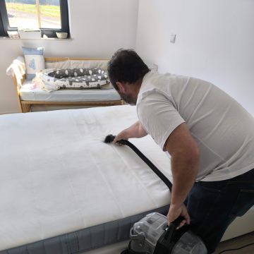 Rêvecleaning - Limpeza Profissional - Coimbra - Upholstery and Furniture Cleaning