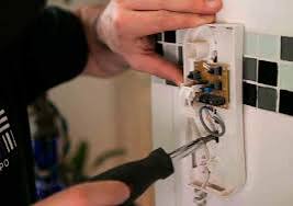 JF prestação de serviços - Chaves - Router-Installation und Einrichtung