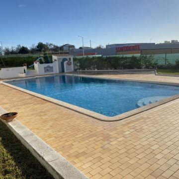 Andre - Silves - Instalação de Portas