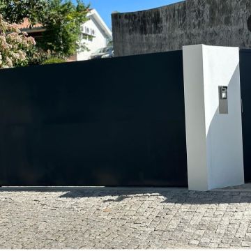 Serralharia JMP - Guimarães - Stucco Application