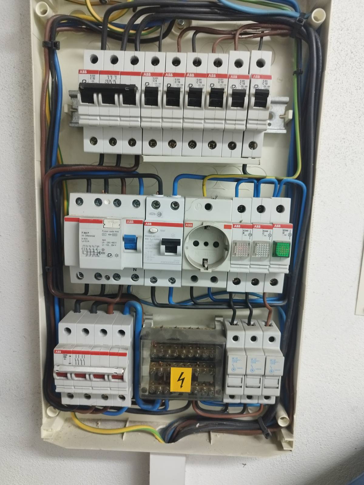 Helder - Maia - Electrical