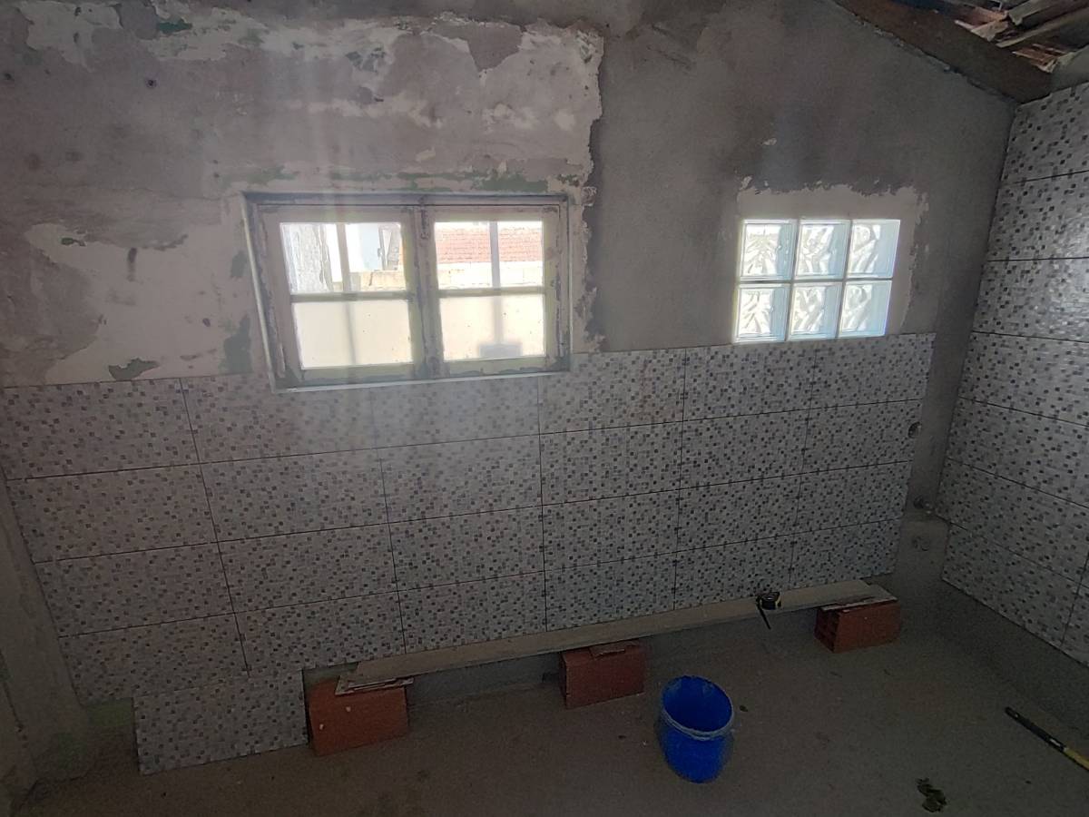 FJ Pereira remodelações - Valongo - Teppich verlegen