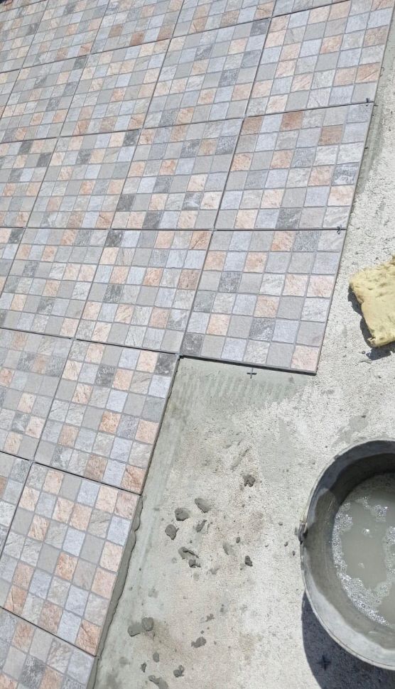 Ronaldo Delabona - Setúbal - Stone or Tile Flooring Installation