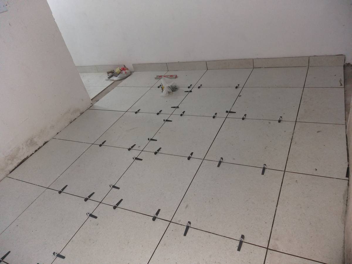 Osnir Velame dos Santos - Azambuja - Plumbing Pipe Installation