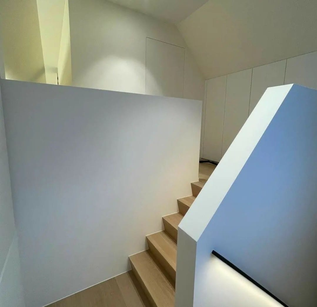 Johnathan Padilha - Lisboa - Stair Installation