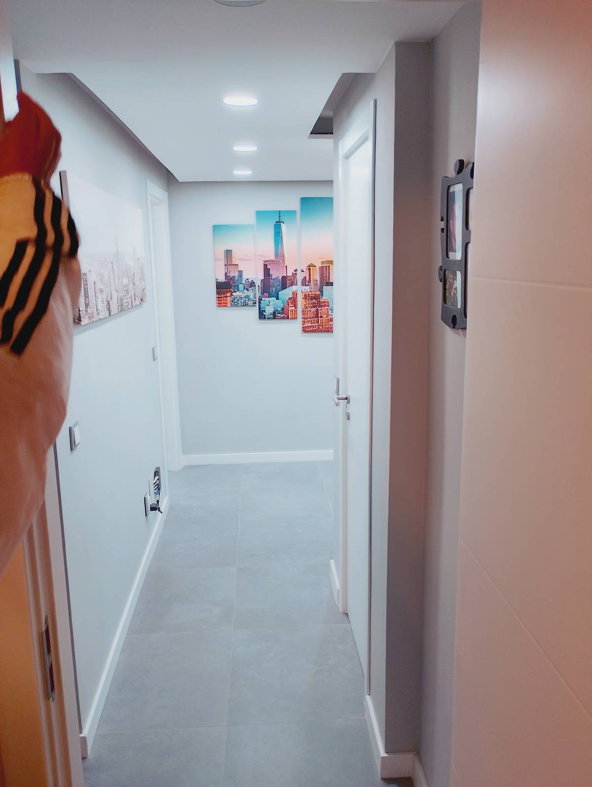 MOVIA Afonso - Odivelas - Wallpaper Installation