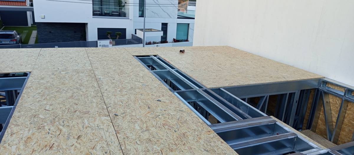 Hutim Capoto e Pinturas em geral. - Almada - Wände verkleiden, reparieren oder entfernen