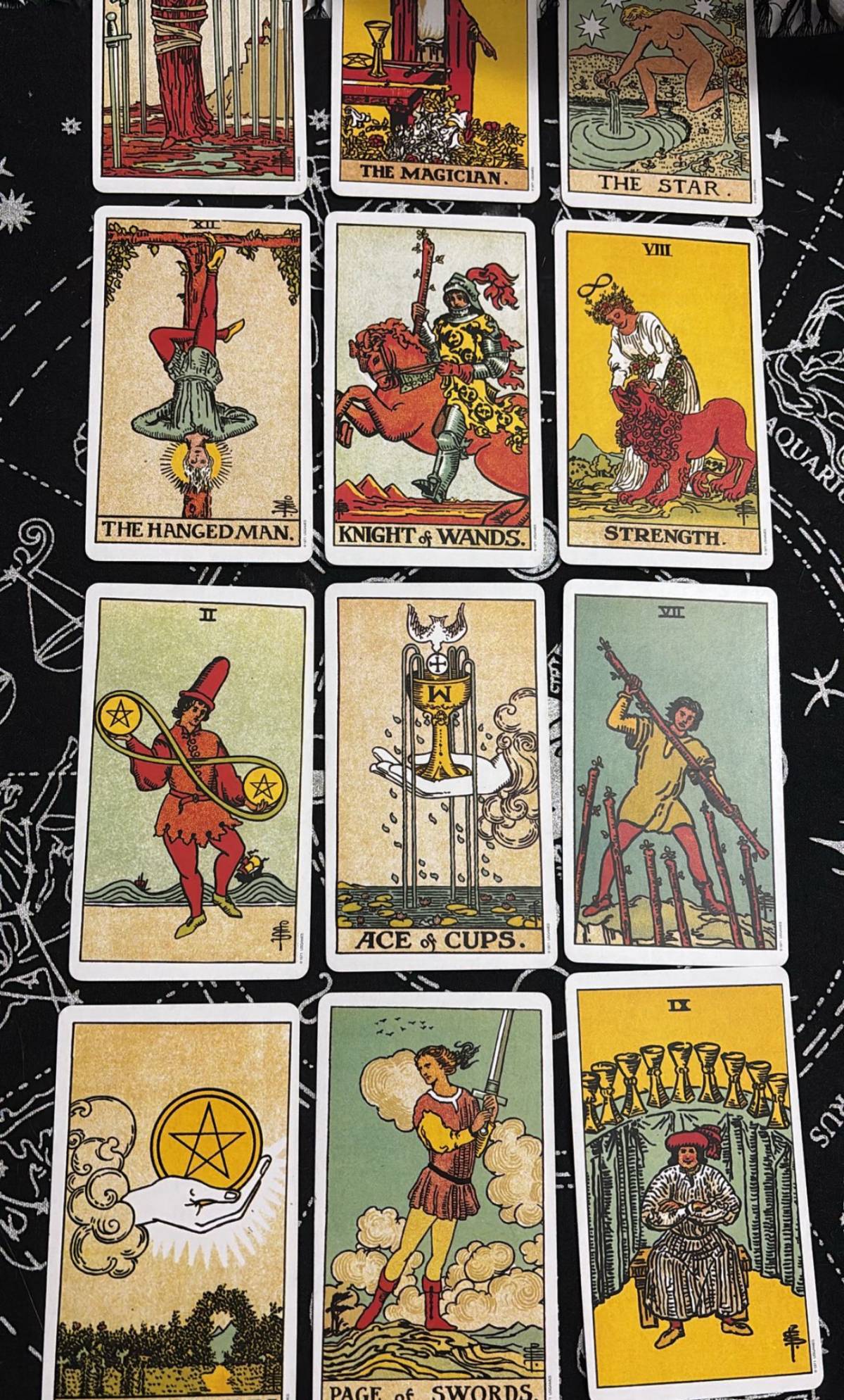 Mia Taróloga - Cascais - Astrologen / Tarot