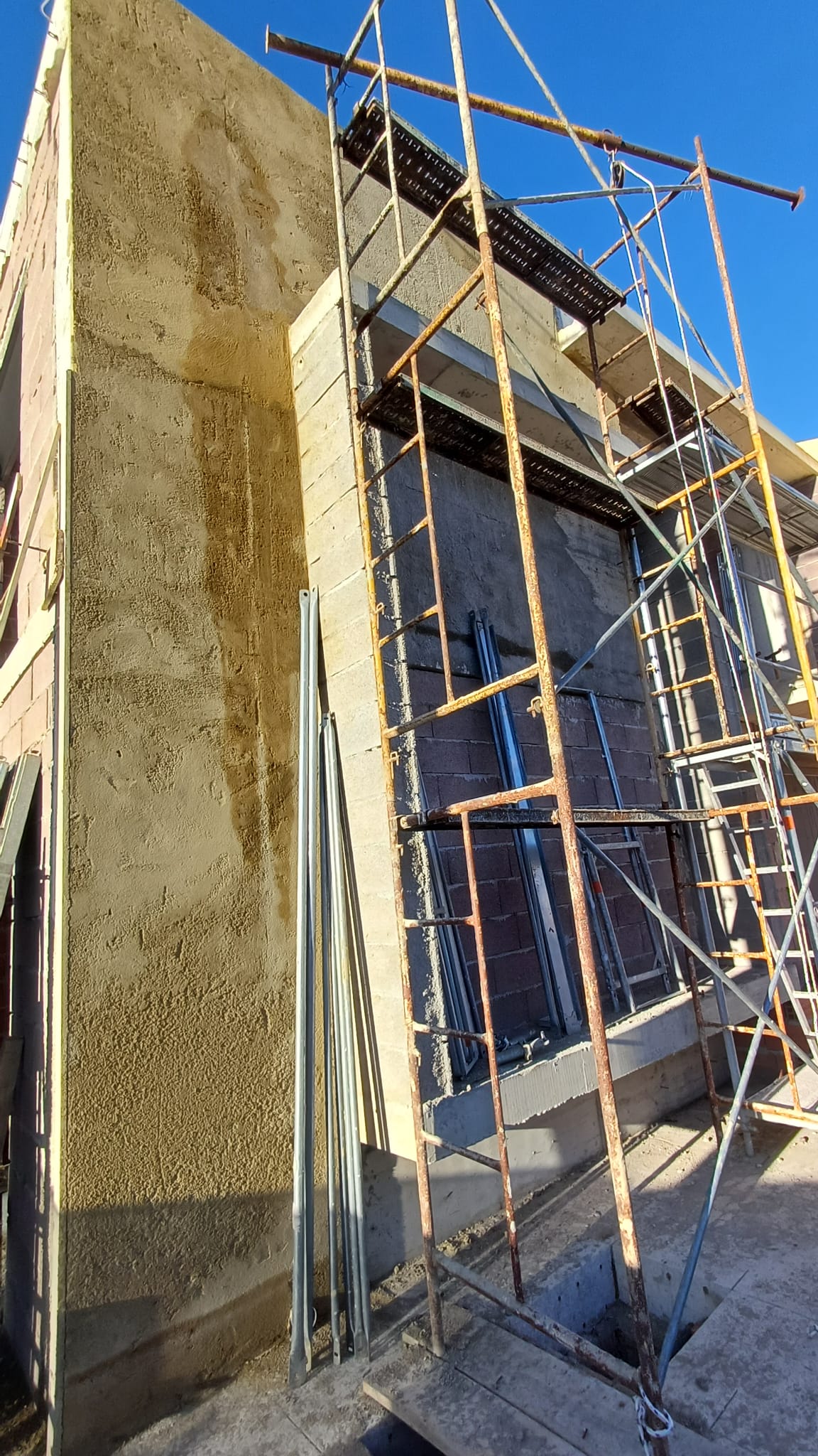 Quaresma Soares construções, unipessoal - Loures - Bauabdichtung