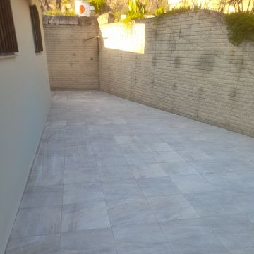 William Lomasso - Matosinhos - Bathroom Tiling