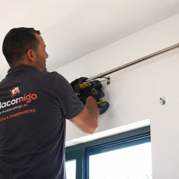 Mudacomigo - Mudanças - Sintra - Heben und Bewegen schwerer Möbel