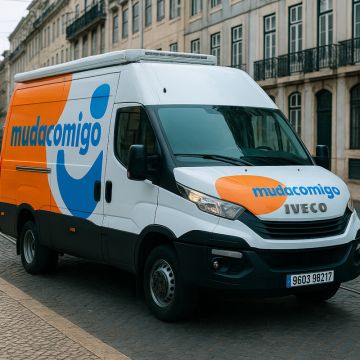 Mudacomigo - Mudanças - Sintra - TV Wandhalterung montieren