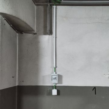 Helder - Maia - Switch and Outlet Installation