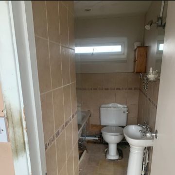 SweetClean4U - Sintra - Limpeza de Espaço Comercial