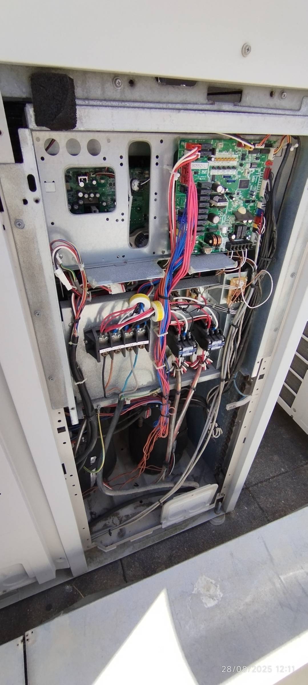 Cristiano Nunes - Caldas da Rainha - Ventilator montieren