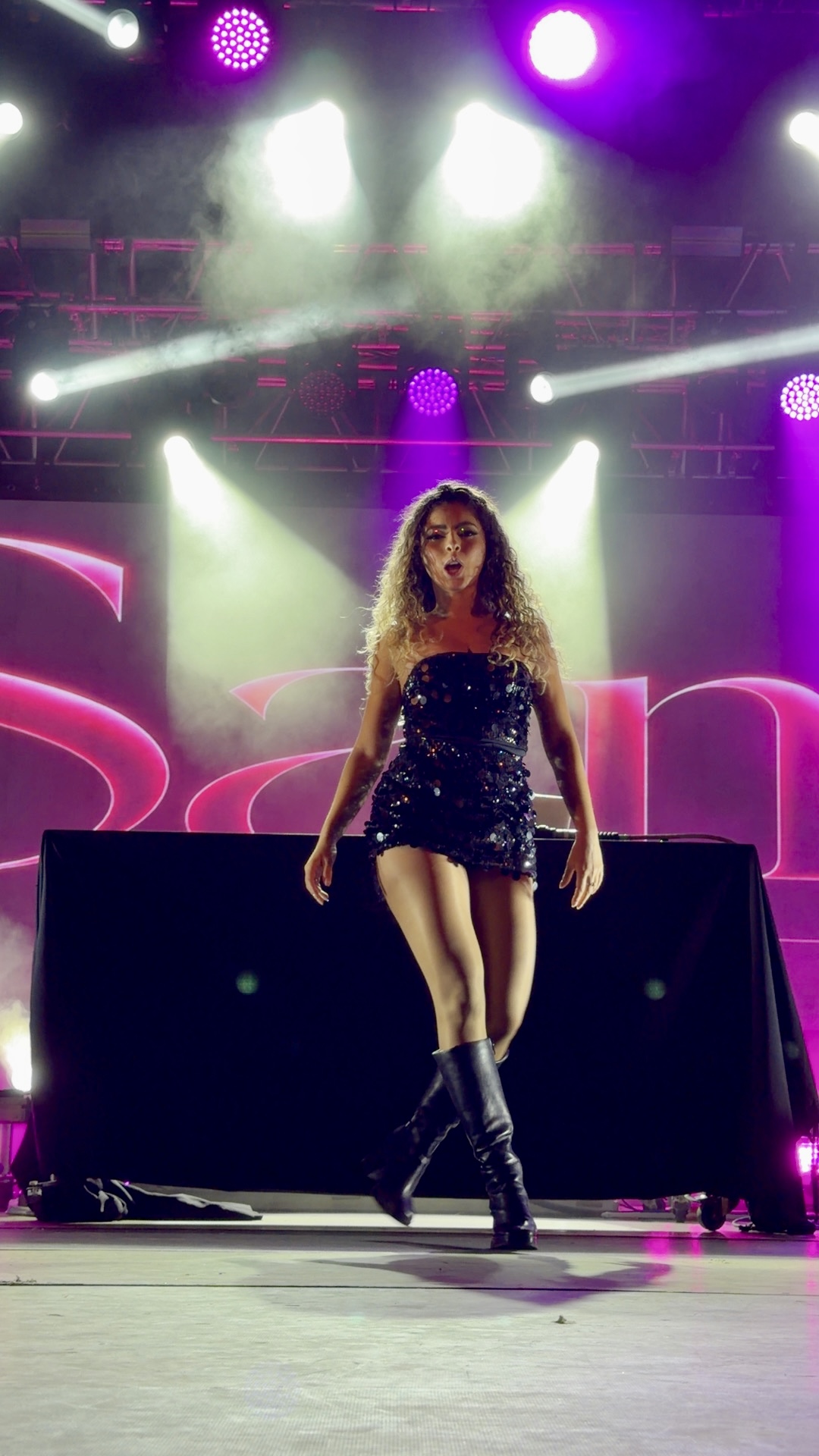 Sammea Alves - Porto - Quinceanera DJ
