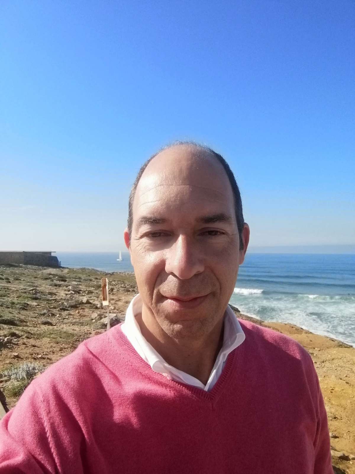 Nuno Silva - Cascais - Portuguese Translation