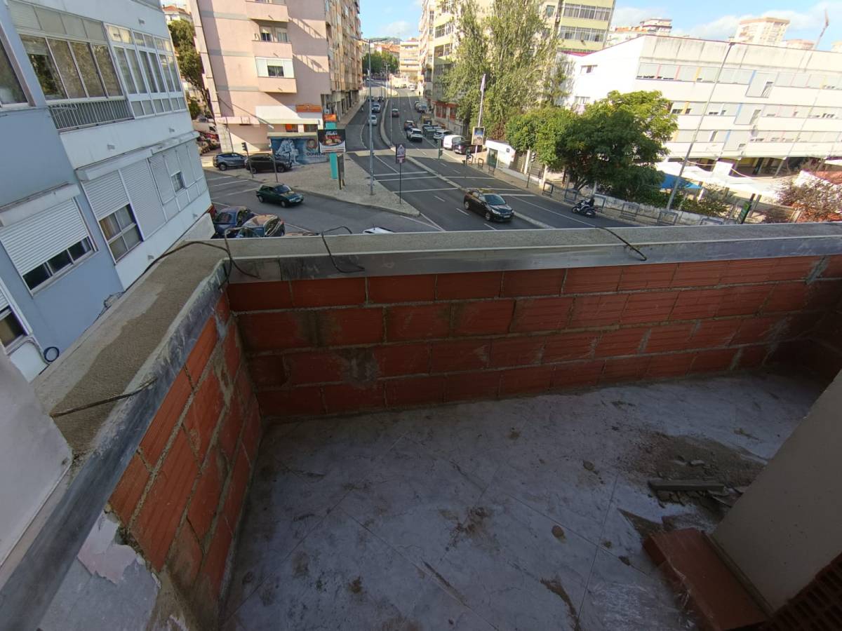 Irmãos à Obra - Odivelas - Remoção de Tronco de Árvore