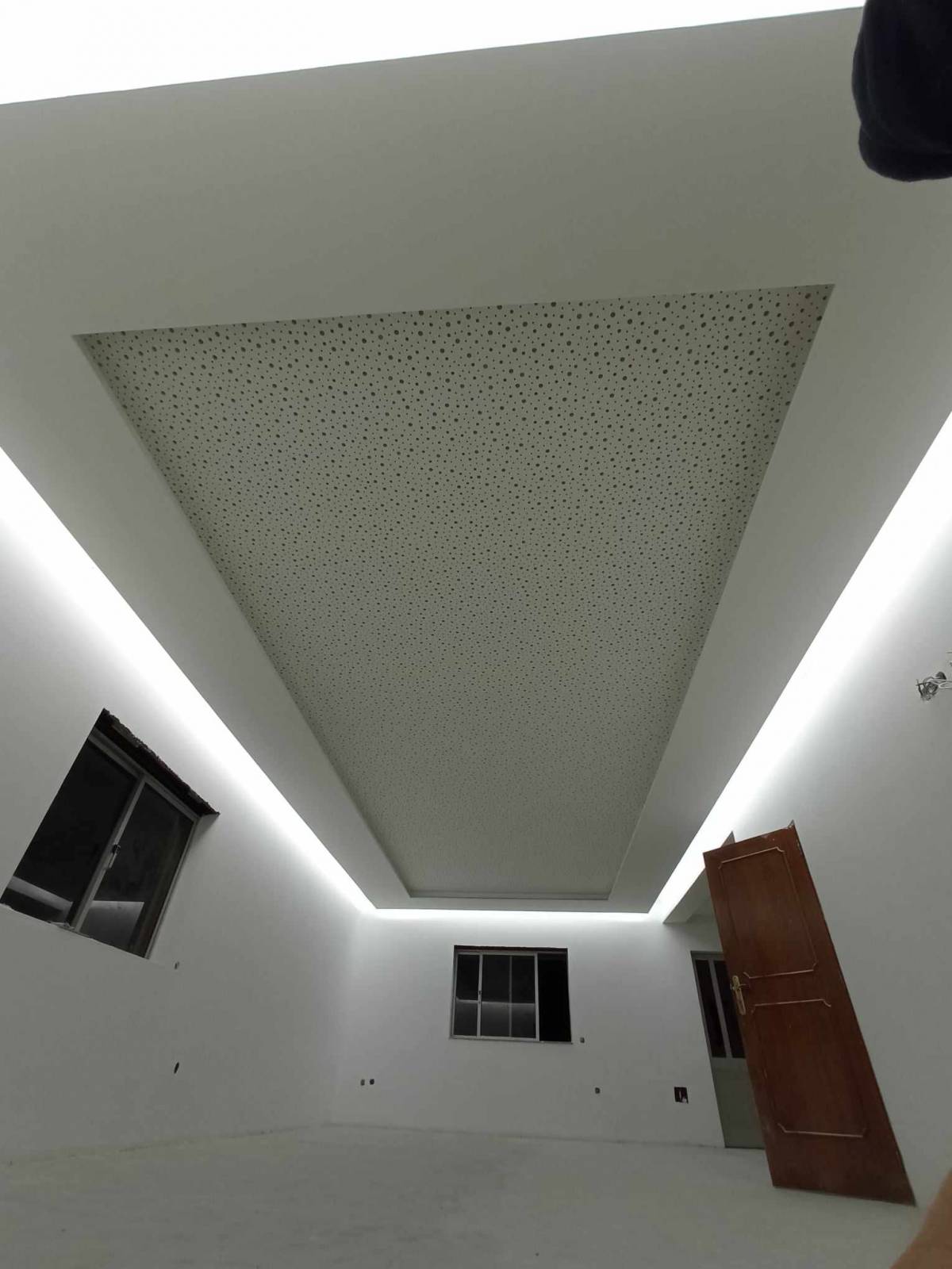 Max Eletricista - Gondomar - Switch and Outlet Installation