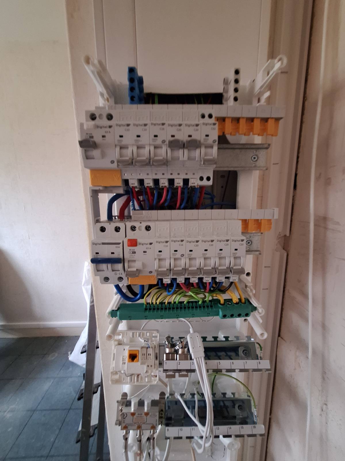 T Elec - Barreiro - Instalación de ventiladores
