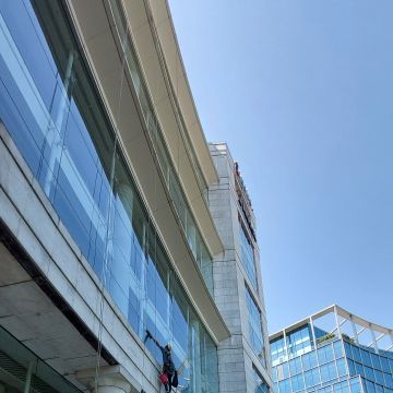 @mazon Cleaner - Amadora - Gutter Cleaning and Maintenance