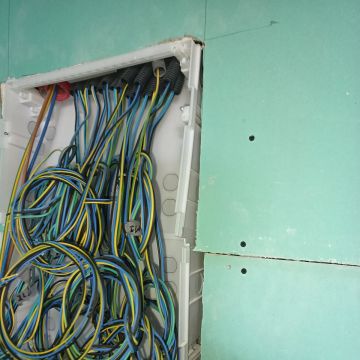 elétrico - Matosinhos - Problemas Elétricos e de Cabos