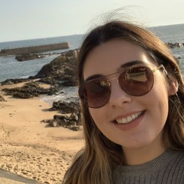 Catarina - Lagoa - Explicações de Inglês