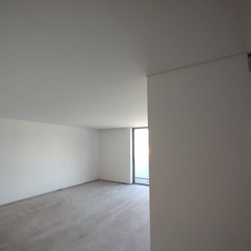 LuisPintor - Matosinhos - Interior Wall Addition