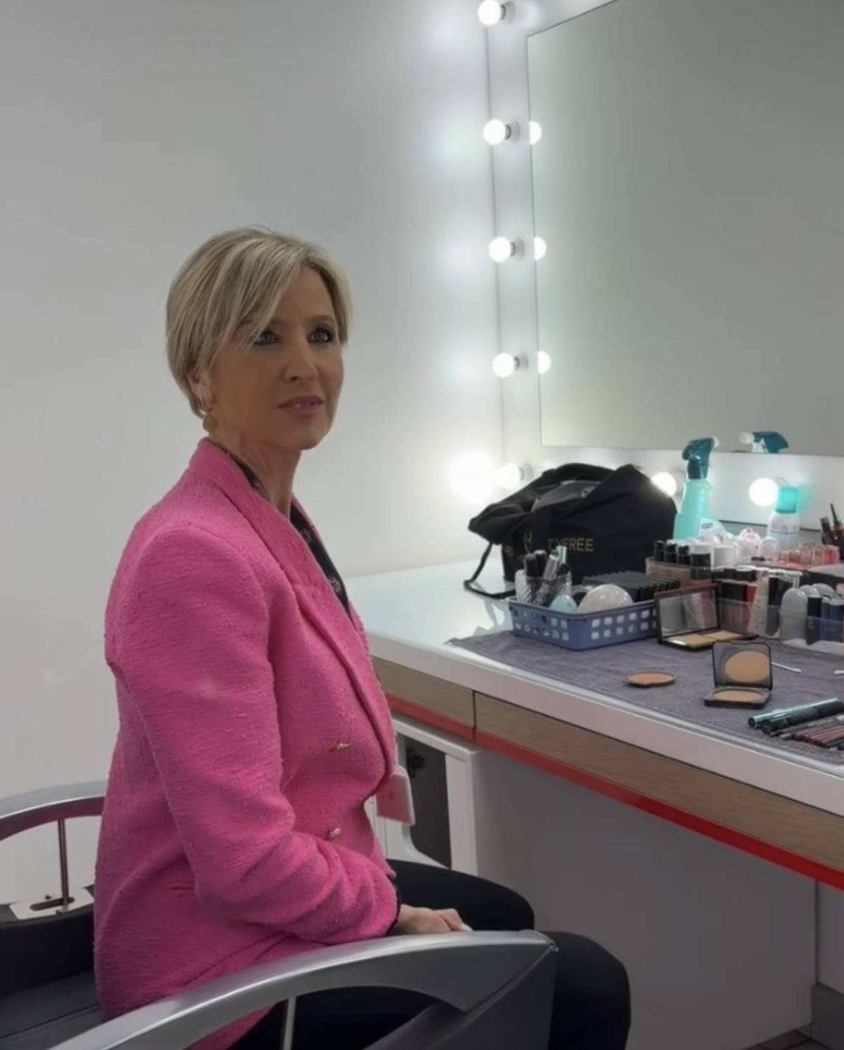 Carla leite - Maquilhadora Profissional Televisão & Noivas - Oeiras - Cabeleireiros e Maquilhadores
