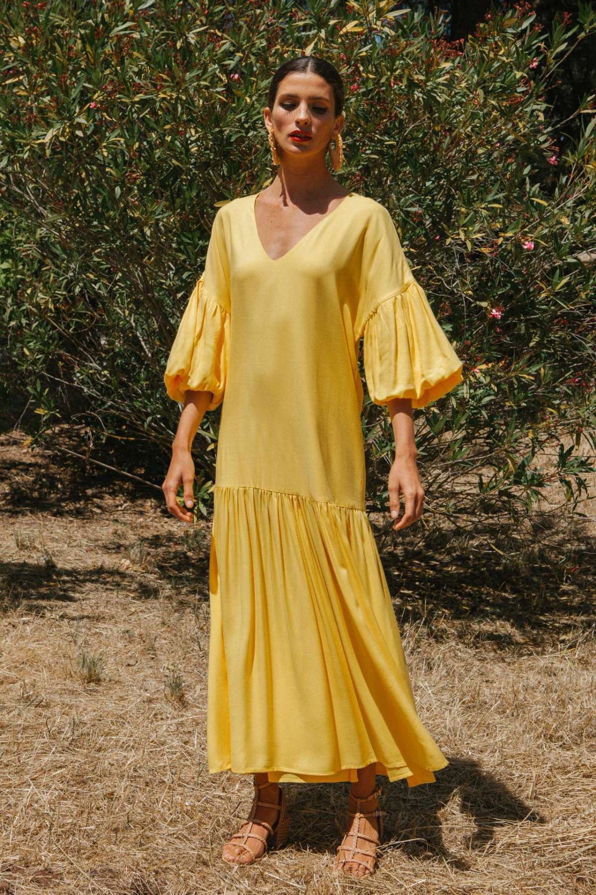 Nusrat - Lisboa - Custom Clothes Design