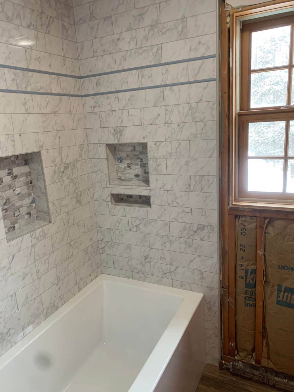 Victoria's Home Improvement LLC - Castelo Branco - Kitchen Tiling