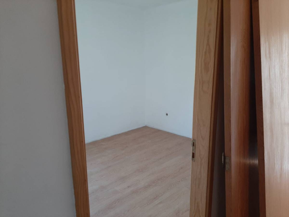 Gheorghe Florin - Coimbra - Remodel a Room