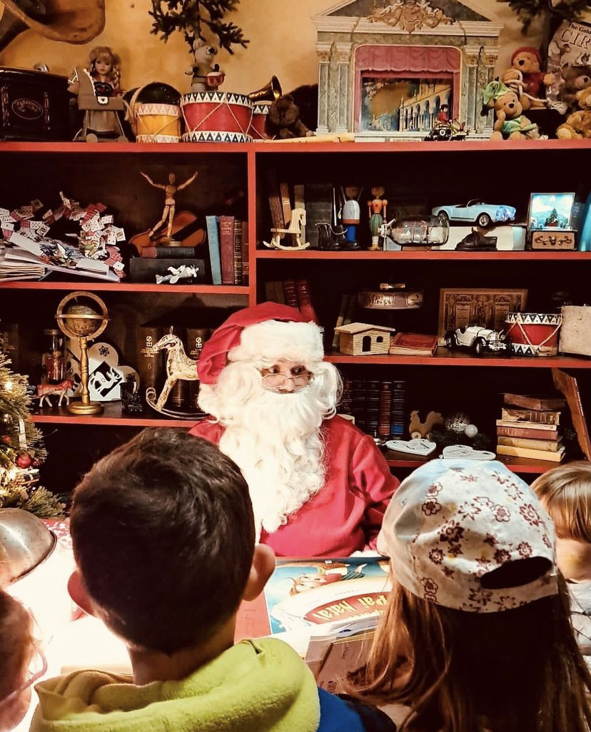 Pai Natal - Sintra - Entretenimento com Personagens Mascaradas