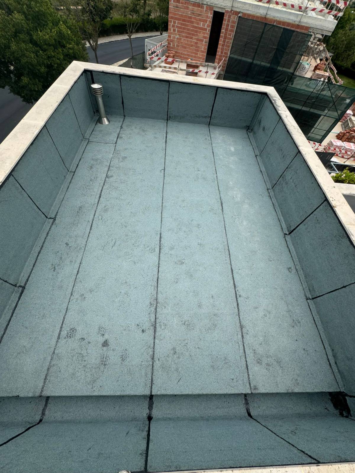 Diego - Sesimbra - Stone or Tile Flooring Installation