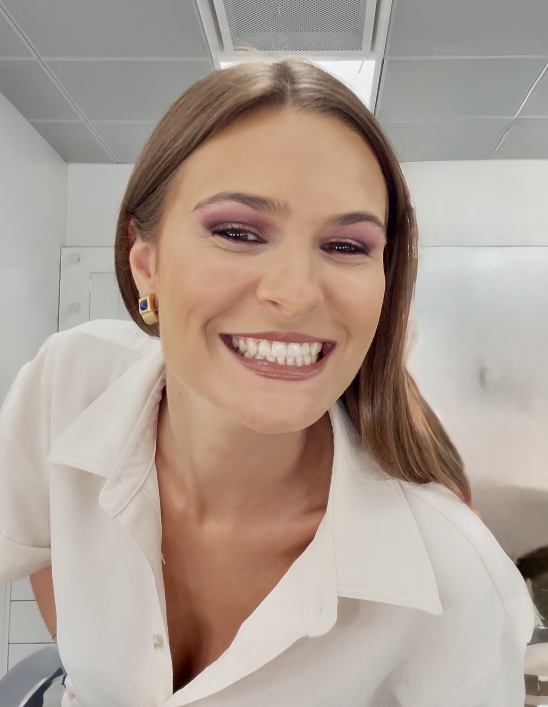 Carla leite - Maquilhadora Profissional Televisão & Noivas - Oeiras - Aulas de Maquilhagem