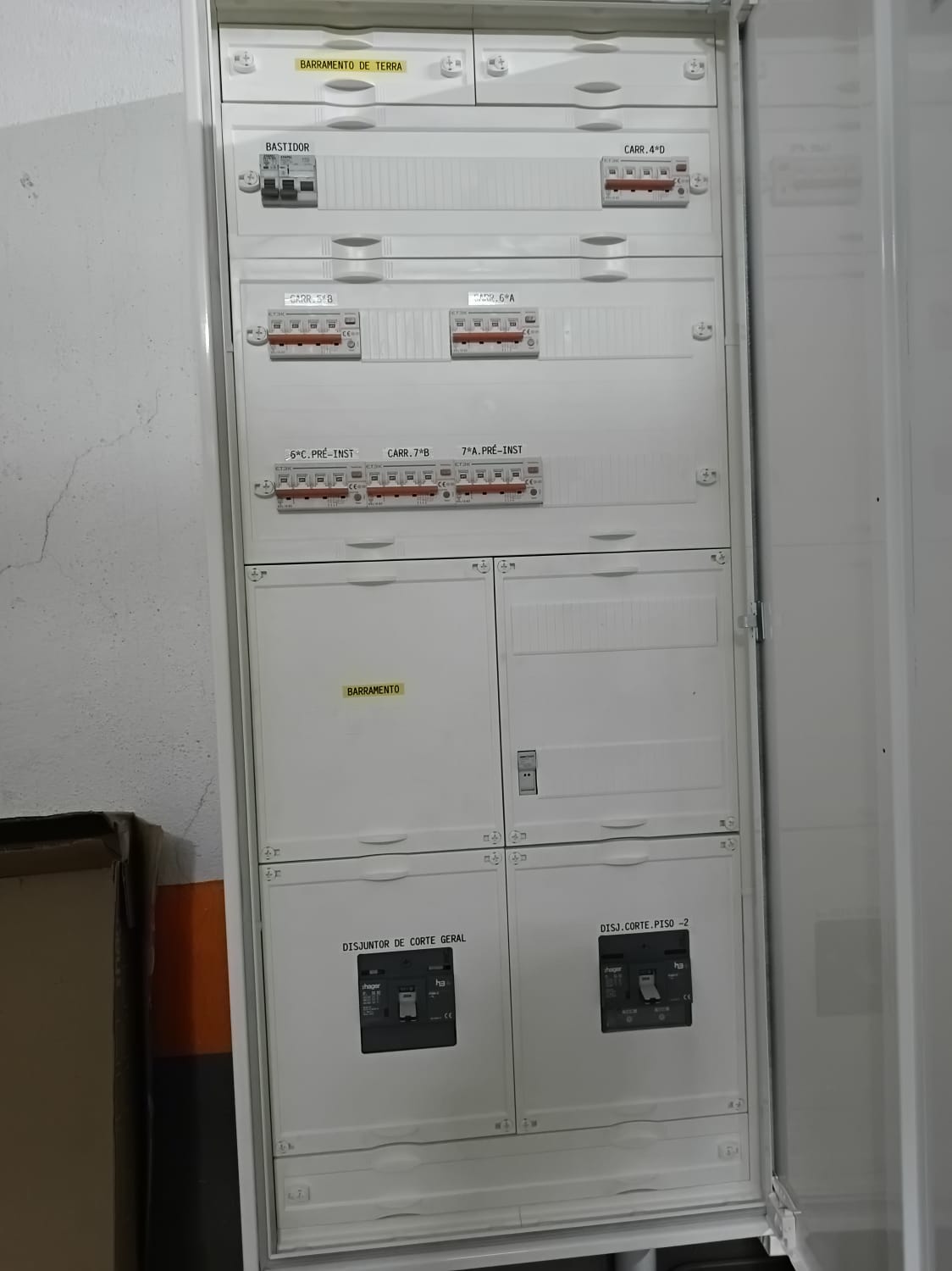 Indexbinomio - Lisboa - Elektro- und Verdrahtungsprobleme