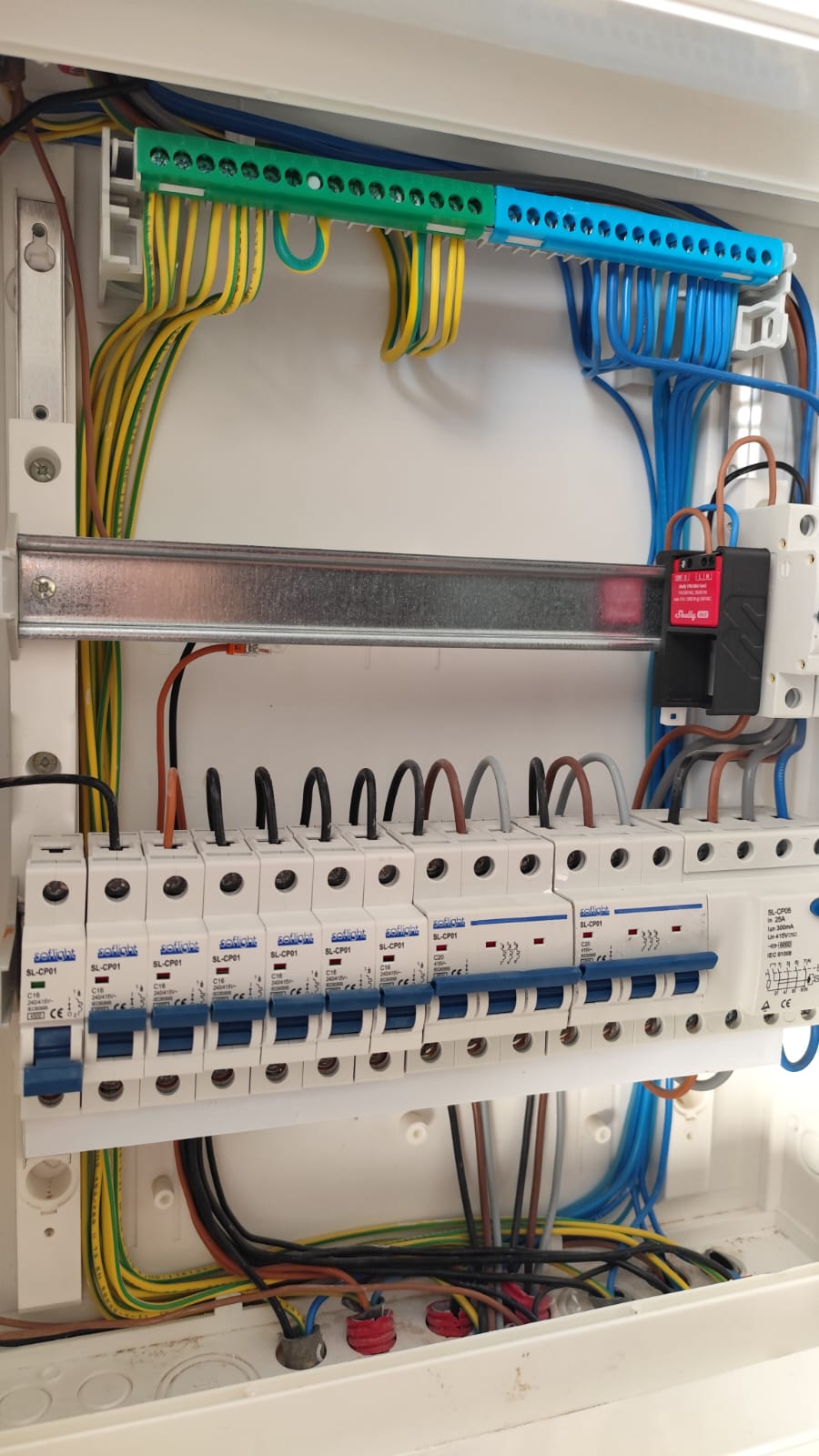 Alexta Soluções e Inovações Elétricas - Maia - Problemas Elétricos e de Cabos