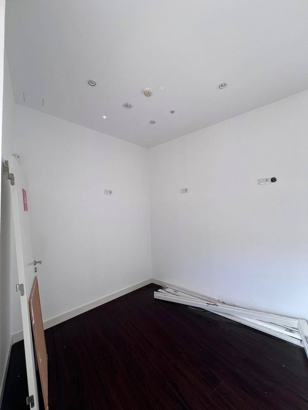 Bogdan - Olhão - Construction de mur intérieur
