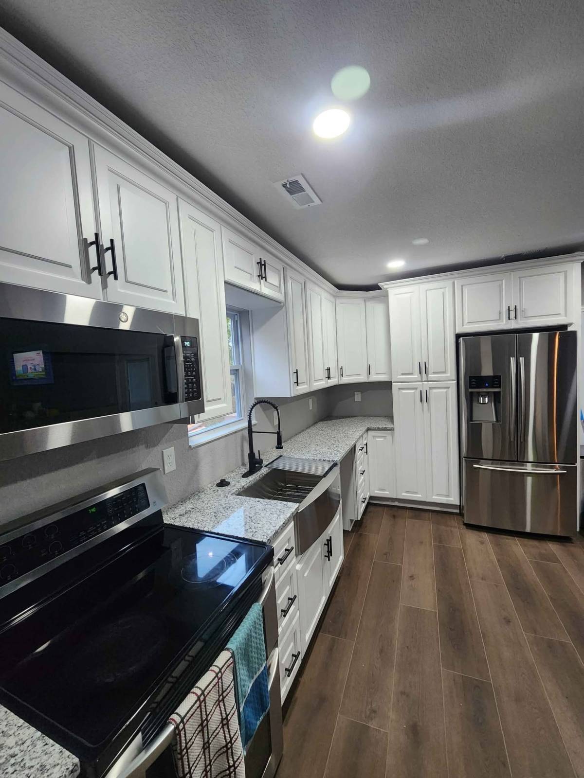 Victoria's Home Improvement LLC - Castelo Branco - Tile Repair