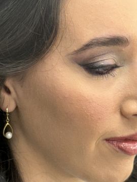 Carla leite - Maquilhadora Profissional Televisão & Noivas - Oeiras - Cabeleireiros e Maquilhadores
