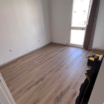 Bogdan - Olhão - Pose de parquet flottant