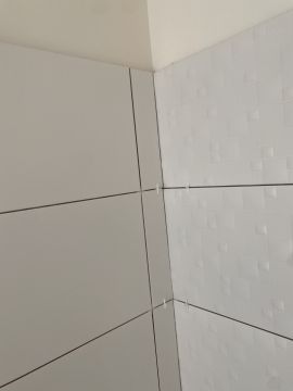 Zeeshan Nazir - Coimbra - Kitchen Tiling
