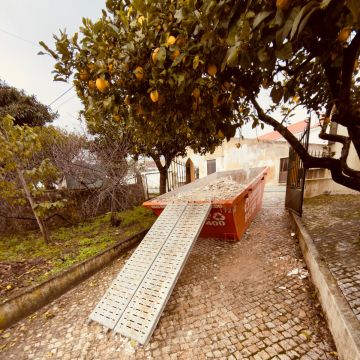 VSHOME - REMODELAÇÕES, LDA - Alcobaça - Remoção de Lixo e Entulho