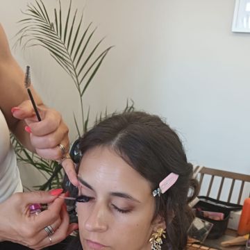 Carla leite - Maquilhadora Profissional Televisão & Noivas - Oeiras - Cabeleireiros e Maquilhadores